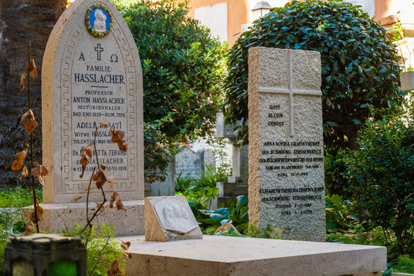 Deutscher Friedhof neben dem Petersdom