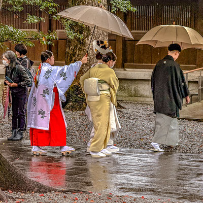 Glück gehabt! Wir konnten eine japanische Trauung erleben.