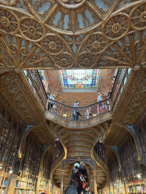 Livraria Lello - historischer Buchladen