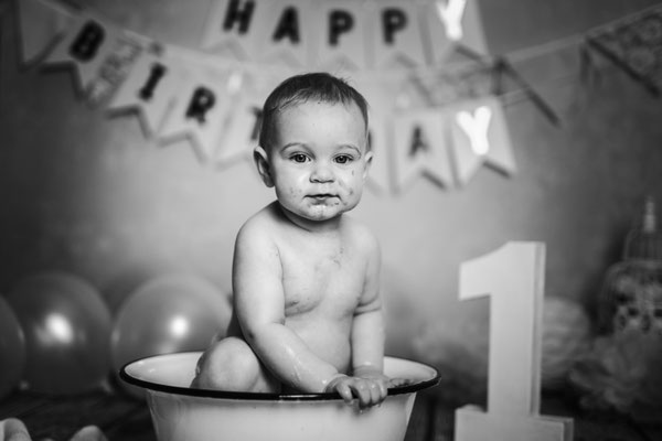 Torte Zermatschen Fotoshooting Cakesmash Cakesmashshooting Babys erster Geburtstag Familienfotograf Bielefeld Gütersloh Paderborn Cakesmashfotograf Paderborn Herford