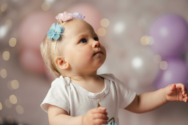Smash the Cake Fotoshooting Torte Zermatschen Fotoshooting Cakesmash Cakesmashshooting Babys erster Geburtstag Familienfotograf Bielefeld Gütersloh Paderborn Cakesmashfotograf Paderborn Herford