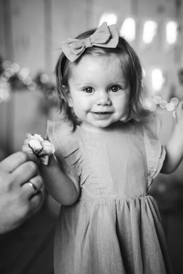 Smash the Cake Fotoshooting Torte Zermatschen Fotoshooting Cakesmash Cakesmashshooting Babys erster Geburtstag Familienfotograf Bielefeld Gütersloh Paderborn Cakesmashfotograf Paderborn Herford