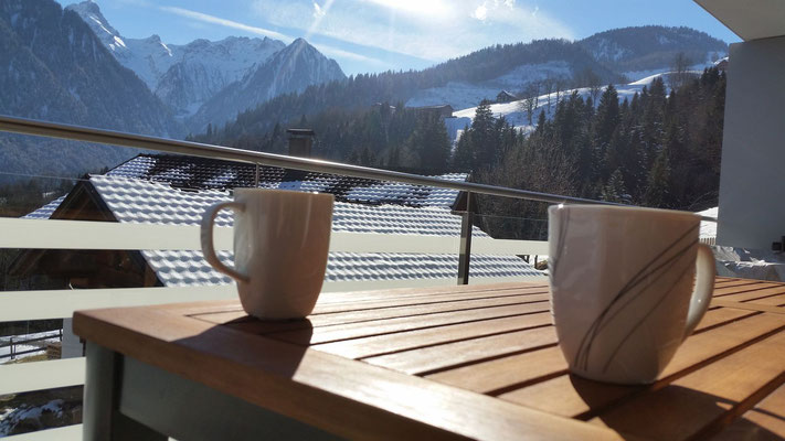 Kaffee auf Balkon