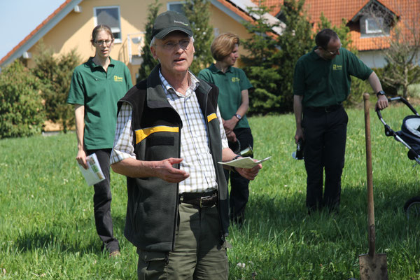 Forstdirektor Moser überbringt die Grüsse des Landkreises Biberach