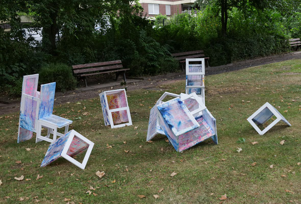 Modulare Verschränkungen 7-teilig Acryl/Luftpolsterfolie/Keilrahmen Größe variabel Botanischer Garten Duisburg Duissern anlässlich der Ausstellung 11. KunstraumGRÜN 2025