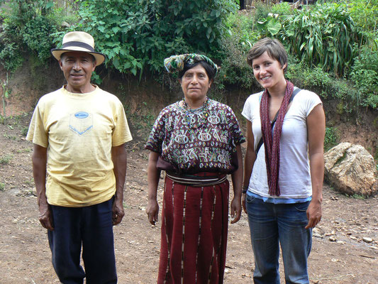 Triangle d Ixil, village de Xeo - avec Feliciana, notre specialiste du bochbol