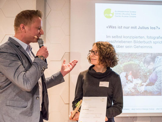 Urs Sahli Moderation aha!award 2017 Interview mit Julia Morosi