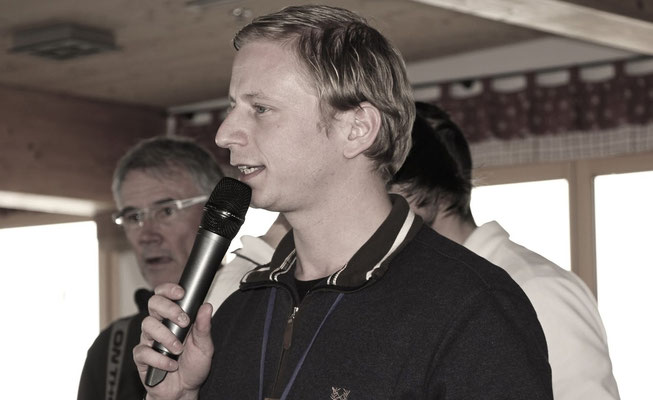 Moderation, Moderator Urs Sahli aus Bern Allianz Suisse Skicup 2013