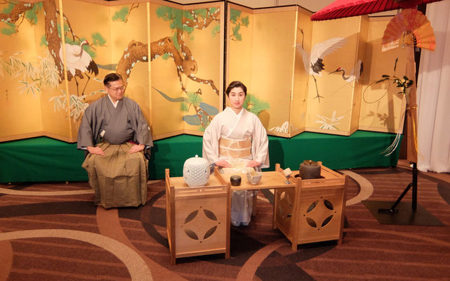 茶道雅流家元水谷雅由（がゆう）