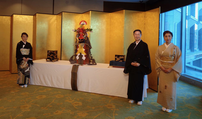 藤平雅瑤　　　　　　　　宗家水谷宗雅　家元水谷雅由