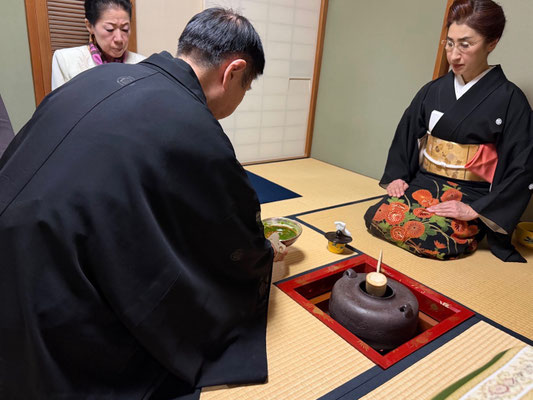 宗家水谷宗雅　家元水谷雅由（がゆう）