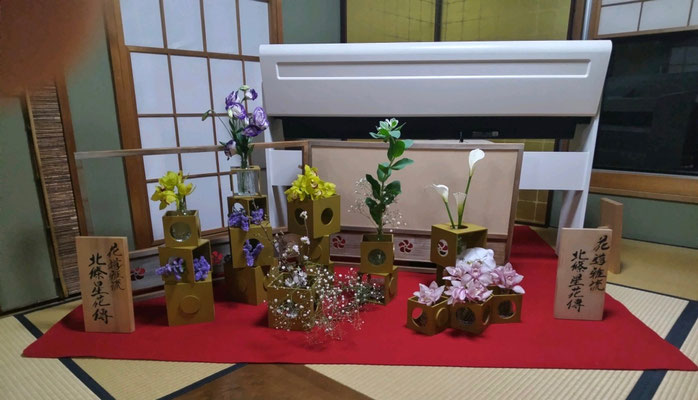 北條星花傳　スターチス　胡蝶蘭　カラー　初雪草　カスミソウ　啓翁櫻　トルコキキョウ　シンビジューム