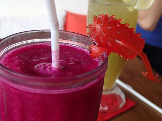 Un petit Dragon fruit juice pour notre petit monstre !