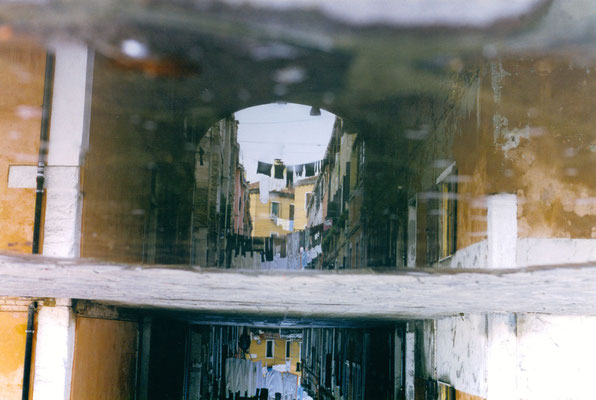 Maruska Mazza, Venice, 2001, analogic photography, series of reflections