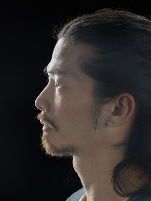 Inoru - Tänzer - im Studio