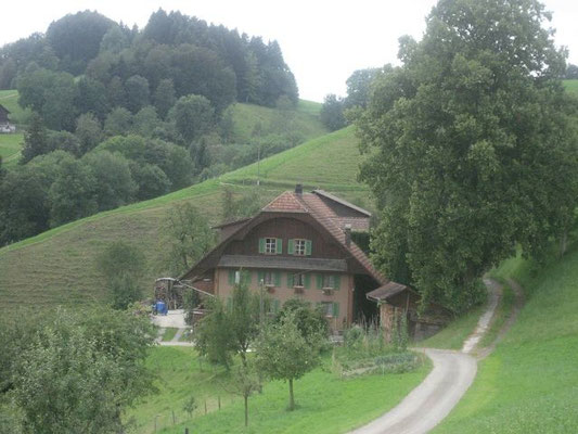 Mehr Helen und Niklaus, Unter-Hickern,