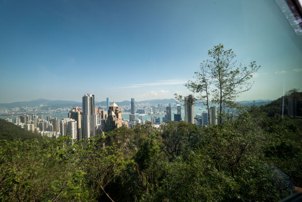 im Peak Tram auf dem Weg zum Victoria Peak