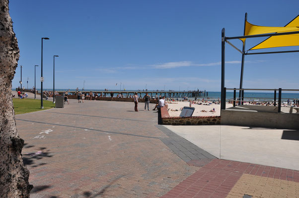 Glenelg/Adelaide Beach