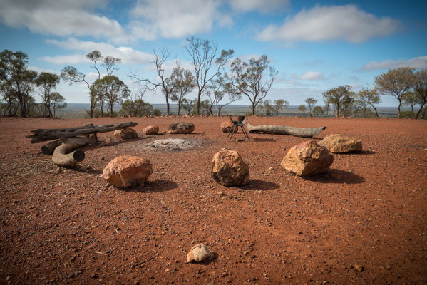 Bluff Lookout, Yowah