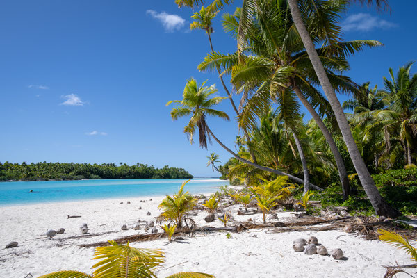 Aitutaki Lagoon - One Foot Island