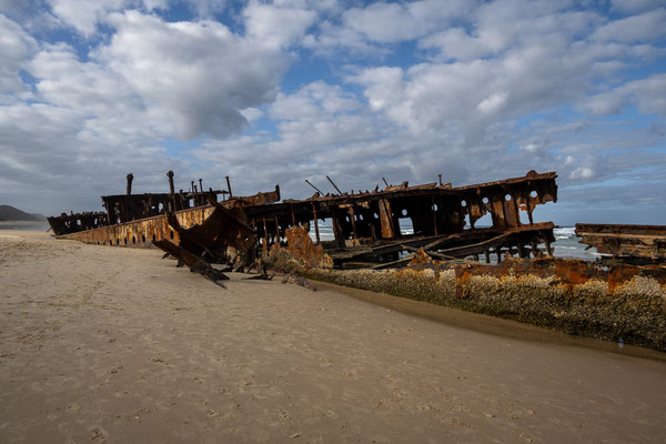 75 Mile Beach, Fraser Island - Maheno Wrack