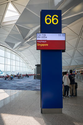 Hongkong Airport - warten auf den Anschlussflug nach Singapur