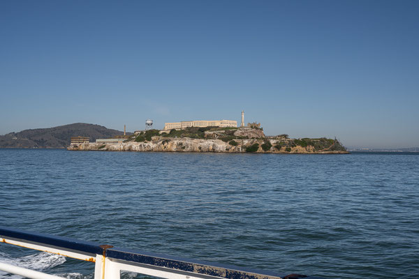 Sausalito Ferry - Fahrt zur Fisherman's Wharf, vorbei an Alcatraz