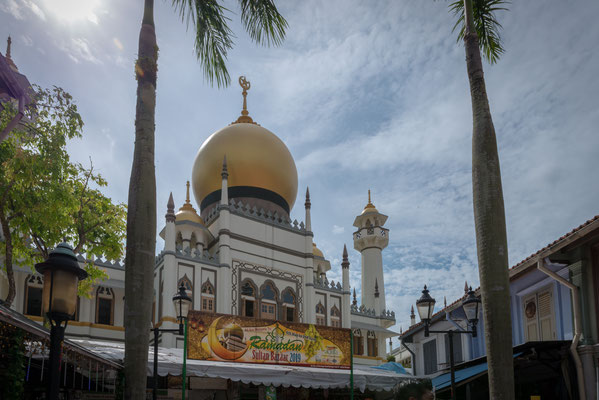 Kampong Glam - Arabisches Viertel - Bussorah Street mit Masjid Sultan Moschee