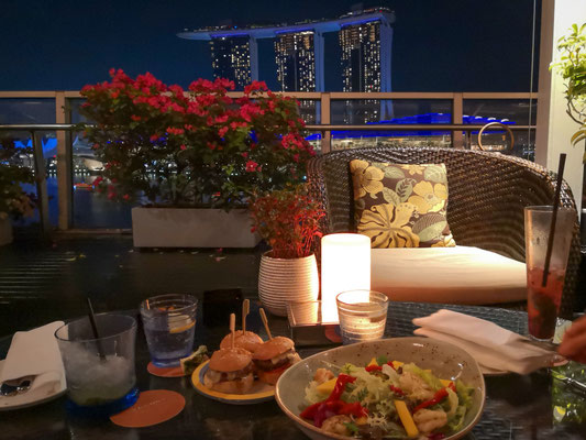 Lantern Rooftop-Bar (Fullerton Hotel)