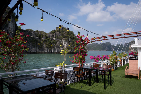 Hanoi - Halong Bay/Bai Tu Long Bay
