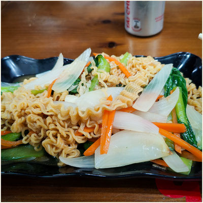 Hanoi - kulinarisch: Fied Noodles mit Gemüse (schon wieder... weil's so gut ist...)