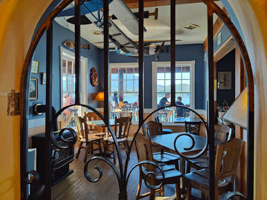 Hotel 'The Inn At Tough City', Tofino - Restaurant