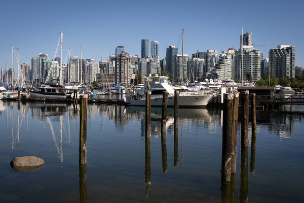 Seawall - Sicht vom Vancouver Rowing Club zur Skyline