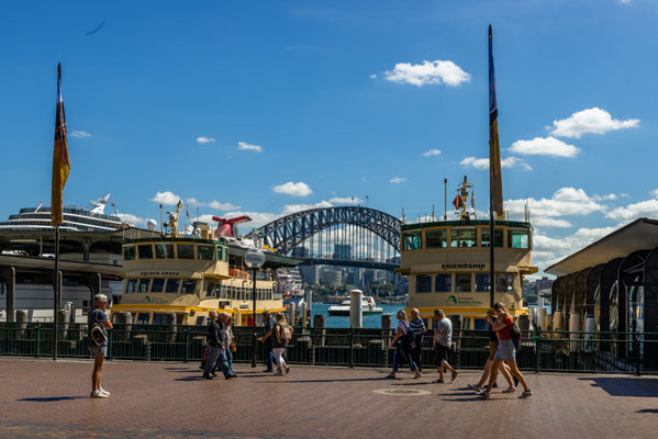 Circular Quay mit Ferry Terminal