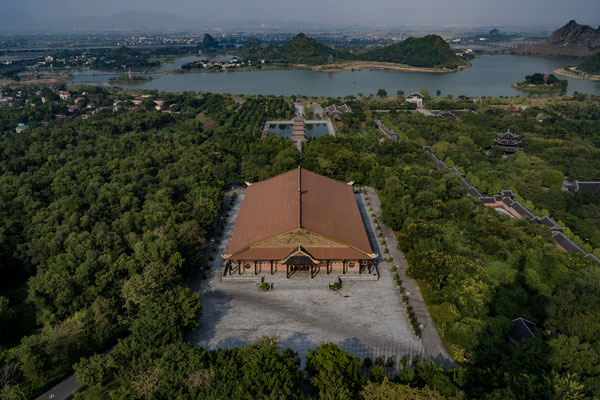 Ninh Binh - Bagodenkomplex 'Chua Bai Dinh' - Aussicht vom Turm