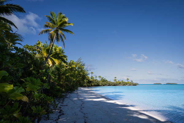 Aitutaki Lagoon - Akaiami Island