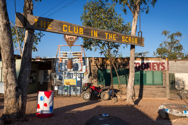 Grawin - Club in the Scrub