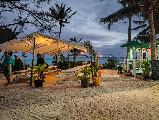 'Charlie's Raro', Rarotonga