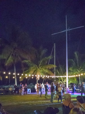 ACCA-DACCA im Yacht Club, Port Douglas