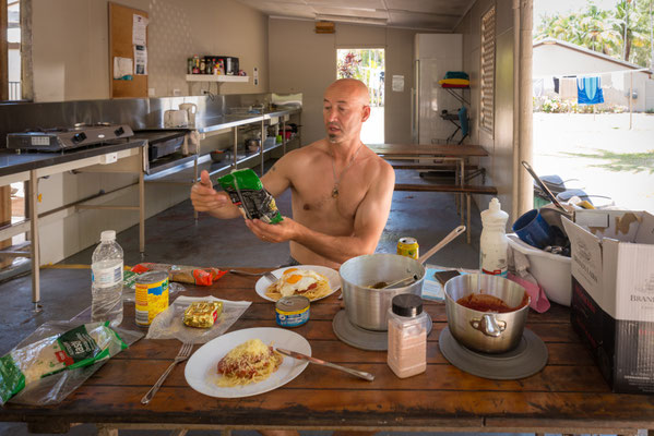Tropic Breeze Caravan Park - Kochen im Camp Kitchen