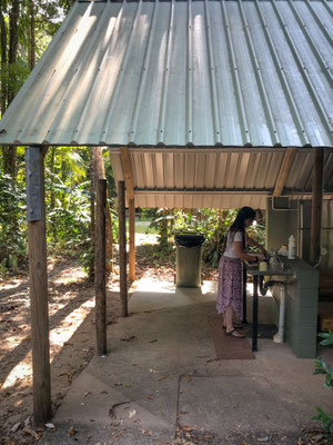 Lync-Haven Rainforest Retreat - das Camp-Kitchen