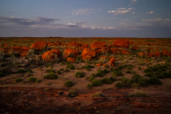 'In the Rocks' Free Camp , Pilbara - Sonnenuntergang