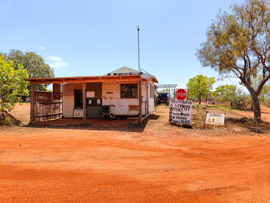 Pender Bay, Dampier Peninsula - der Campground 'Pender Bay Escape' - das Office