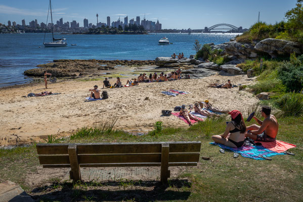 Hermitage Foreshore Walk - Milk Beach