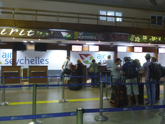 Flughafen Mahé - Check-in