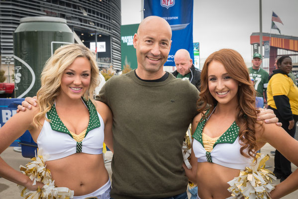 beim Metlife Stadium, New Jersey - Cheerleader