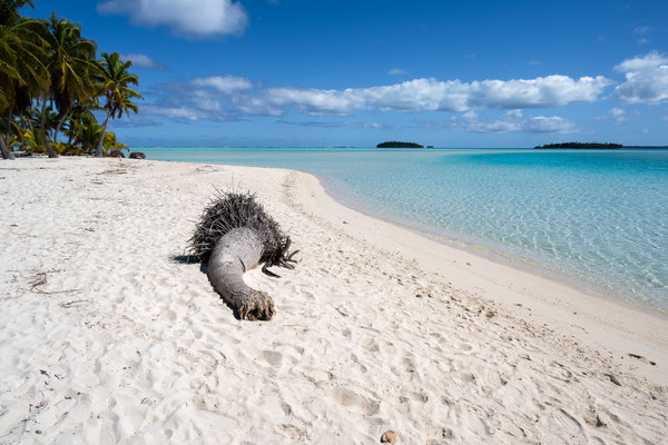 Aitutaki Lagoon - One Foot Island