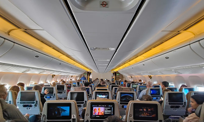 Heimflug Hanoi-Singapur-Zürich - Boeing 777