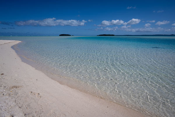 Aitutaki Lagoon - One Foot Island