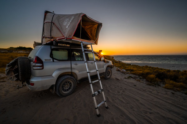 Warroora Station, Nyinngulu (Ningaloo) Coast - Maggie's Campground - Sunset